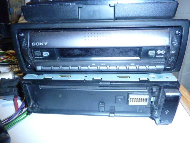 AUTORÁDIA PIONEER,PANASONIC,SONY,SENCOR - 3