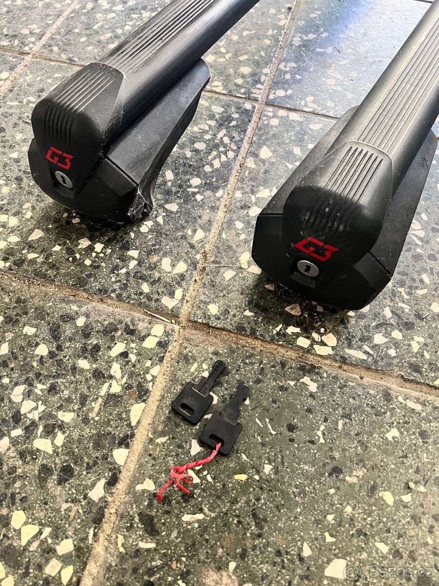 audi A4 b8,příčníky - 3