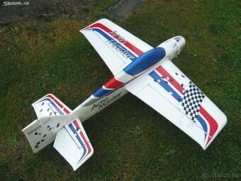 RC model letadla AcroMaster - 3