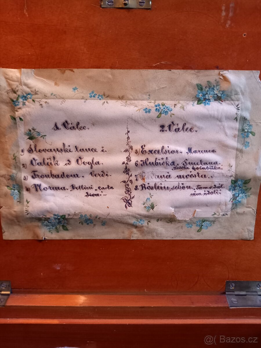 Dva velké hrací hrací stroje Řebíček, rarita - 3