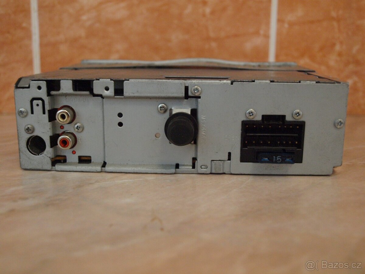 AUTORÁDIO JVC KD-G161 (AM/FM, CD) - 3