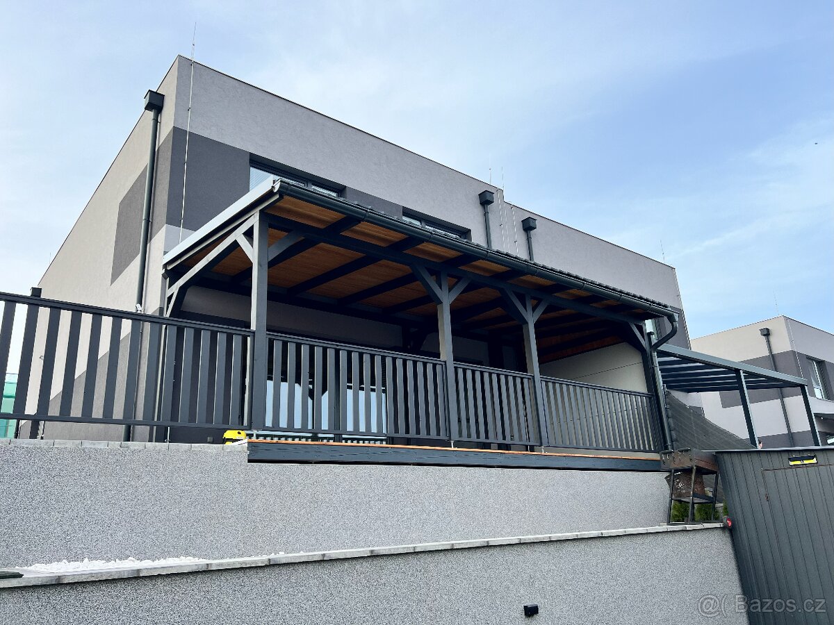 Moderní dřevěná pergola – antracit / přírodní dřevo - 3