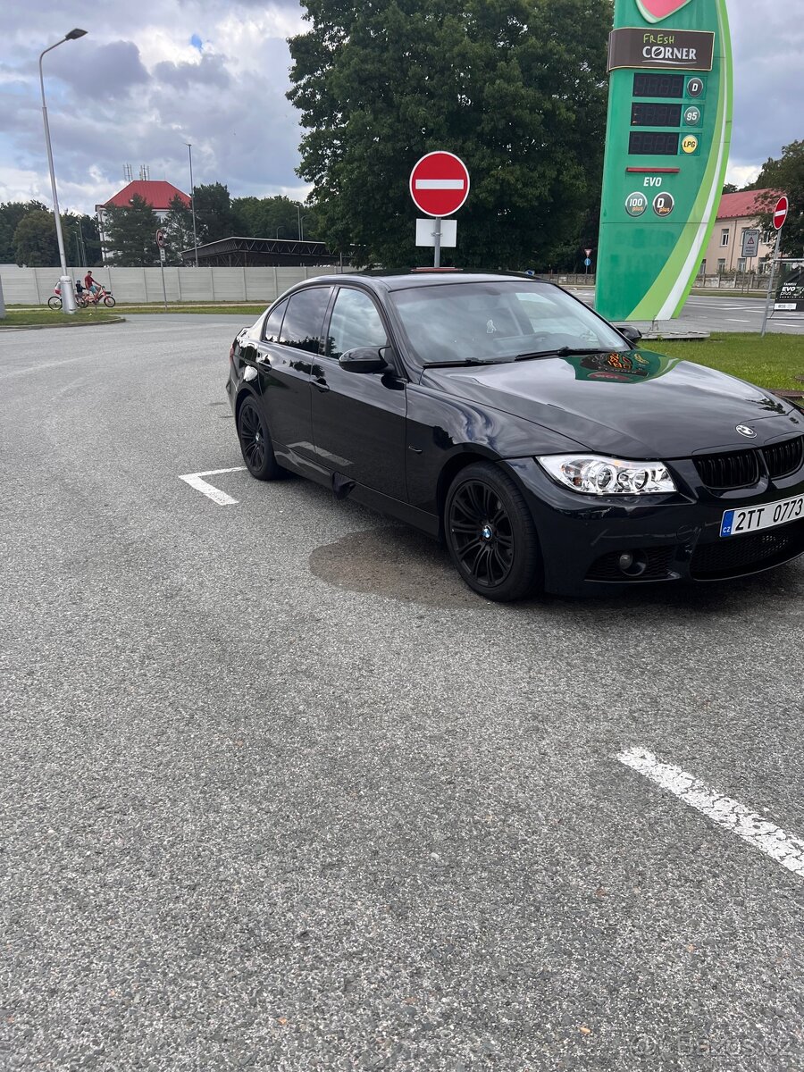 BMW E90 318d - 3