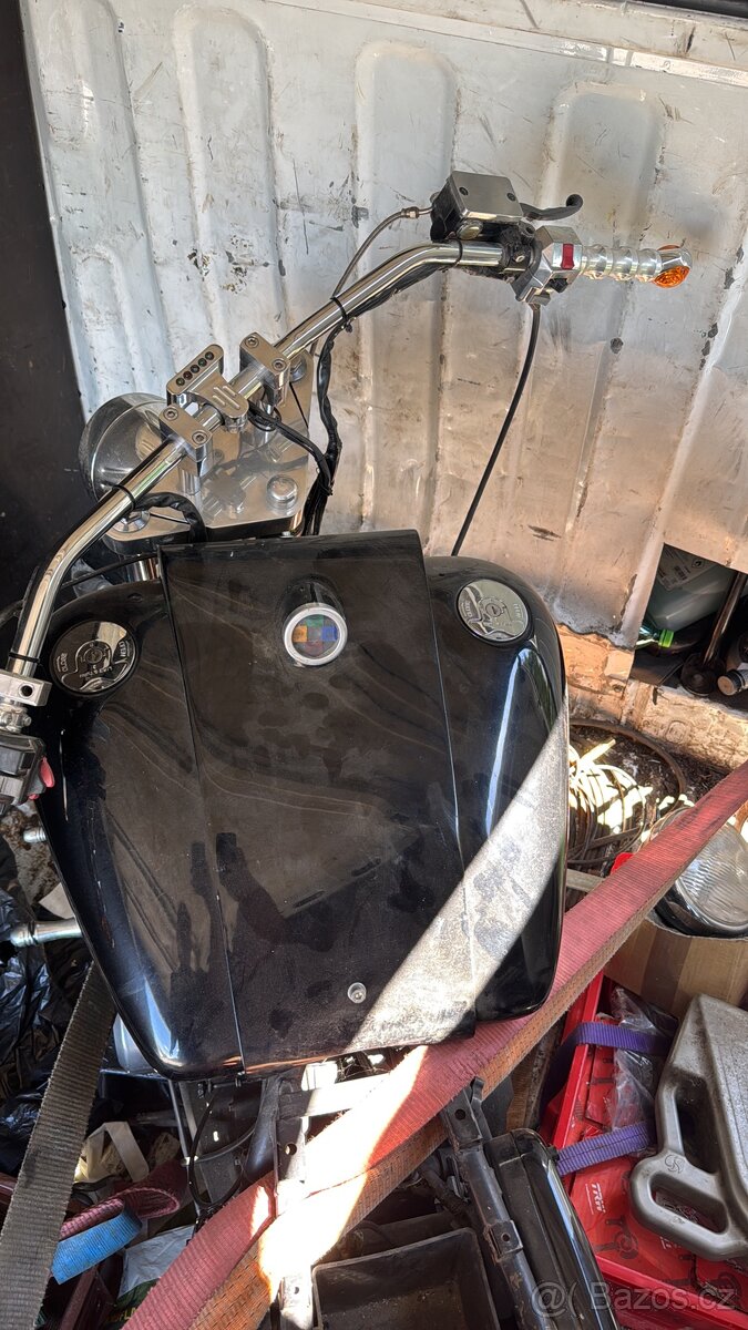 Kawasaki zx 550 stavba chopper Cafe racet - 3