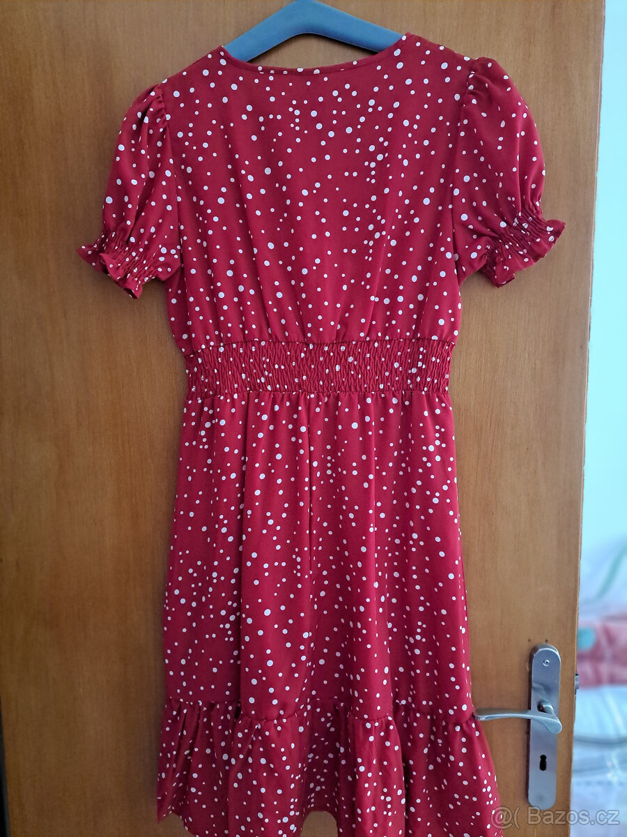 Červené tečkované šaty, veľkosť L. - 3