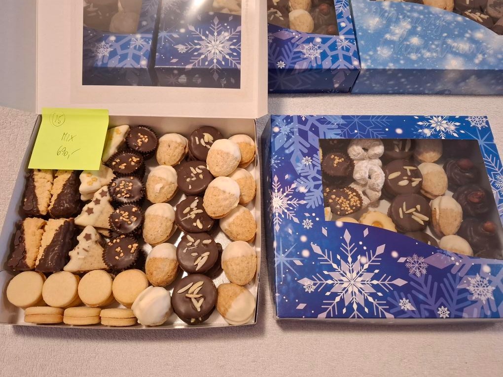 vánoční cukroví, poslední zlevněné krabičky - 3