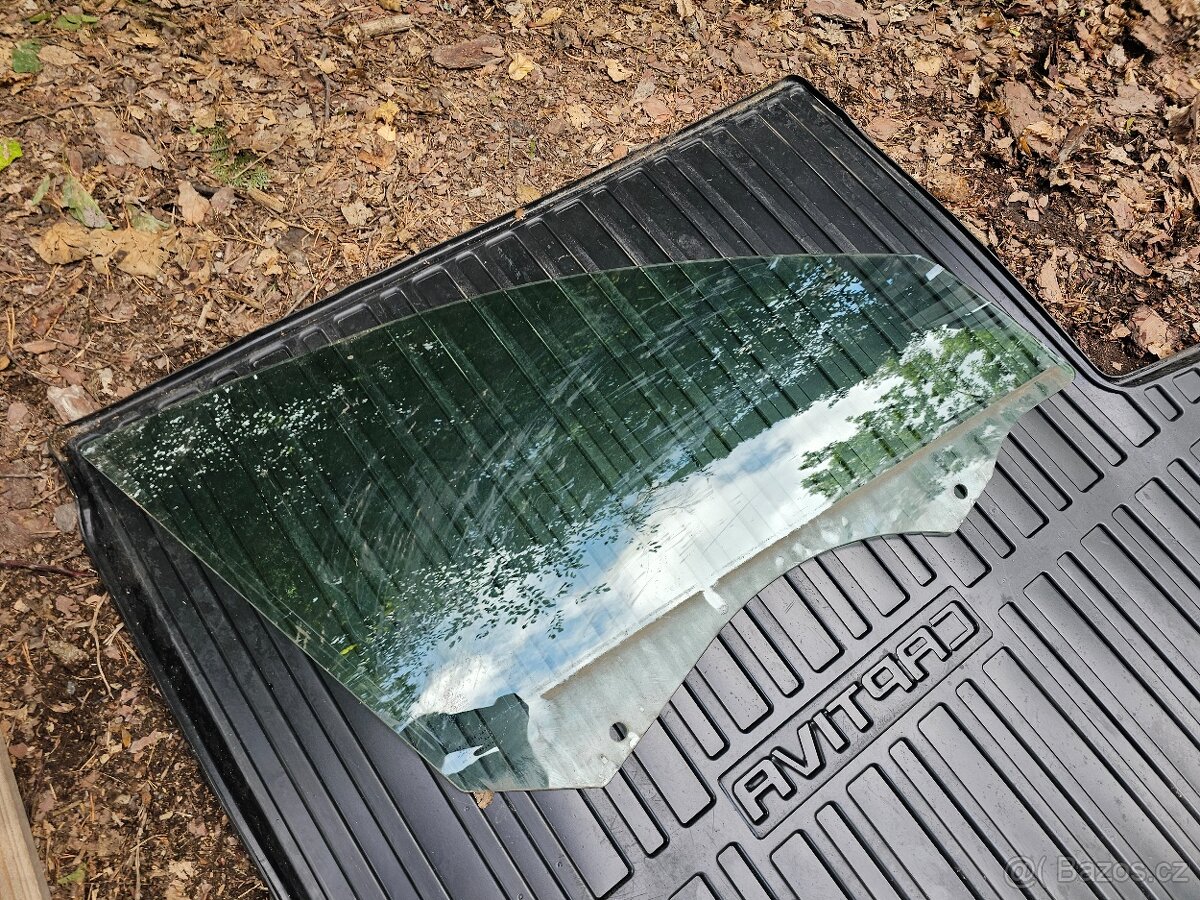 P.P. sklo dveří - Škoda Octavia 3 - 3