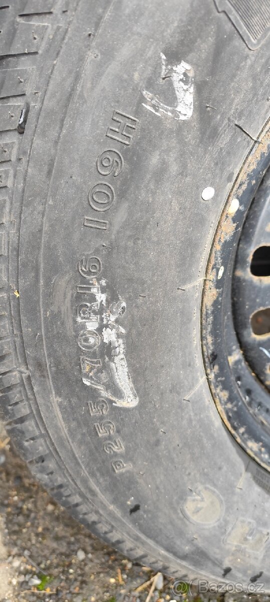 Prodám rezervu na Ford Explorer 2 generace - 3