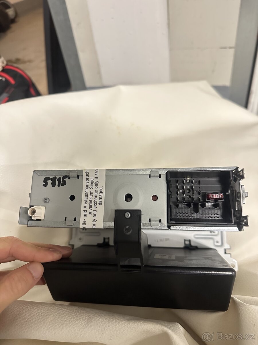 Škoda rádio Blues Fabia II - 3