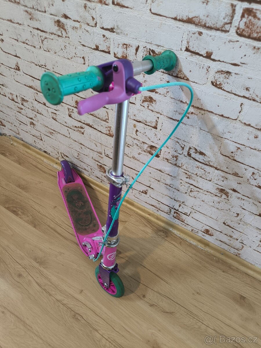 Dětská koloběžka - jako nová - 3