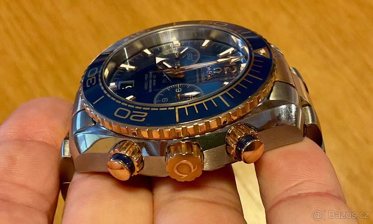 Omega Seamaster Planet Ocean Ref. 215.20.46.51.03.001 - 3
