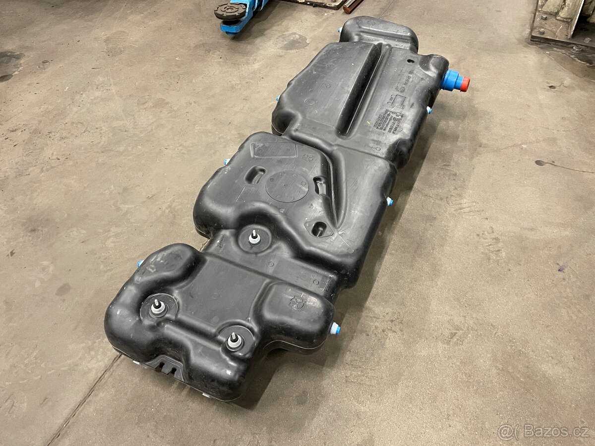 Palivová nádrž Renault Master IV - 3