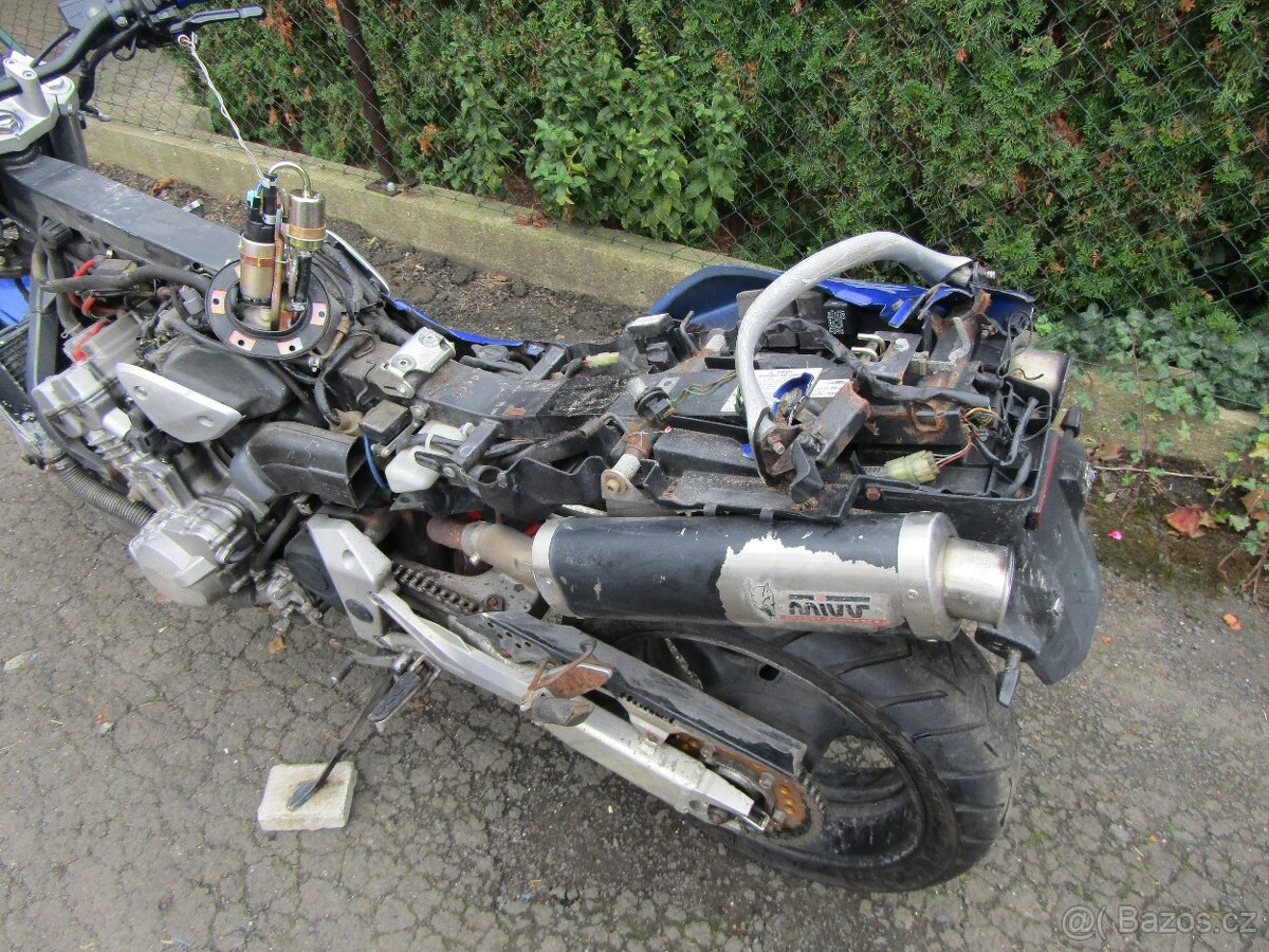 Honda CB 900 Hornet SC48 - 3