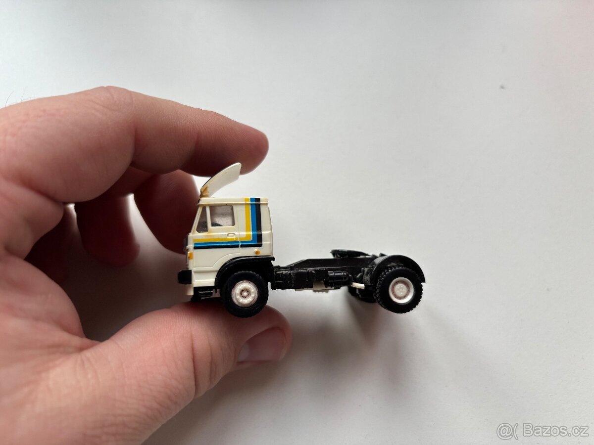 Retro modely aut - 3