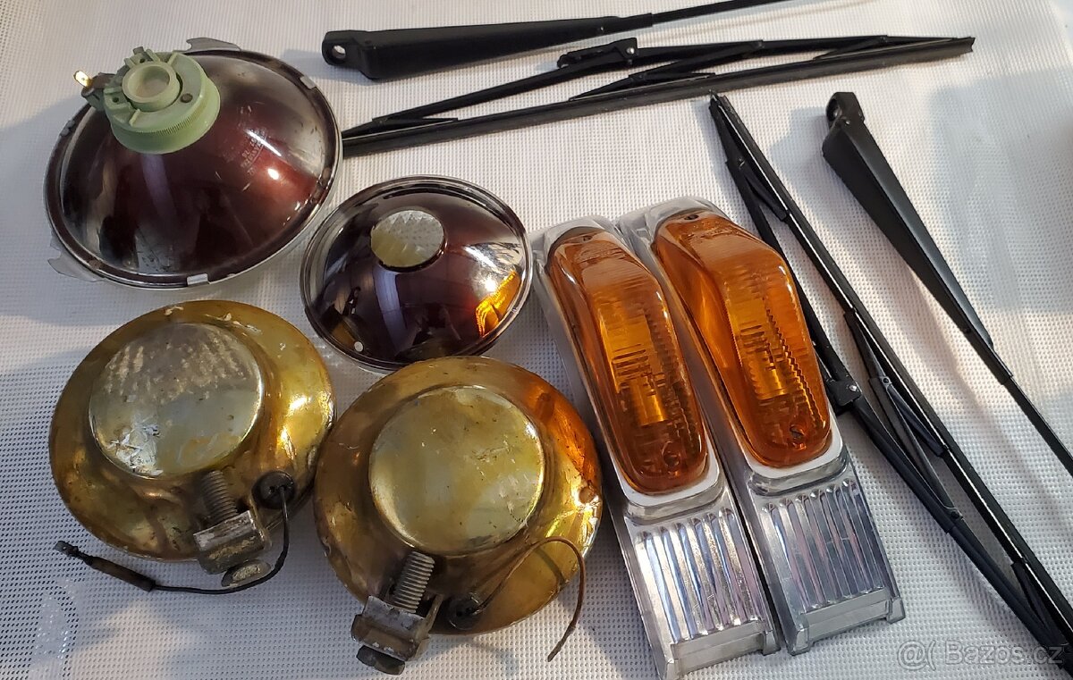 VAZ 2102 kombi (ŽIGUL) - blatník á 1000,- Kč a další díly. - 3