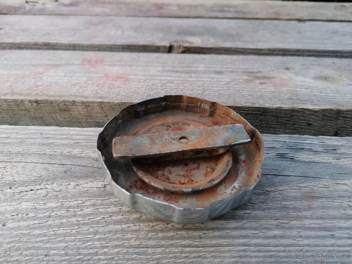 Viečko nádrže na Jawa, CZ, 350, 250, 175, 150, 125 - 3