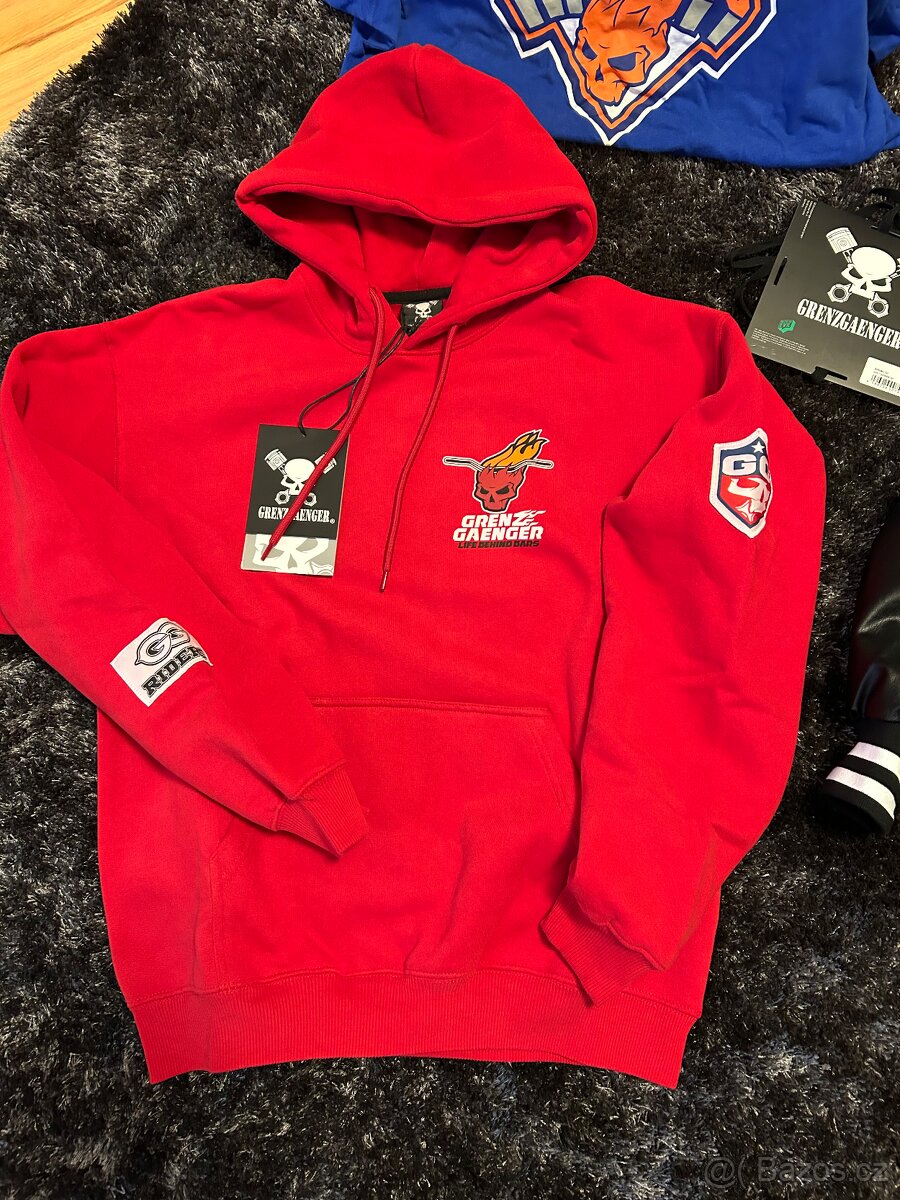 Grenzgaenger prilba, bunda, kikina a tricko - 3