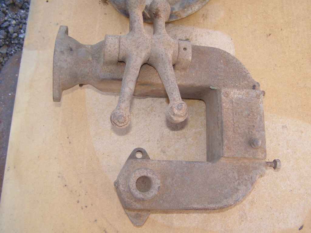 Prodám hlavu ze stabilního motoru Pujman - 3