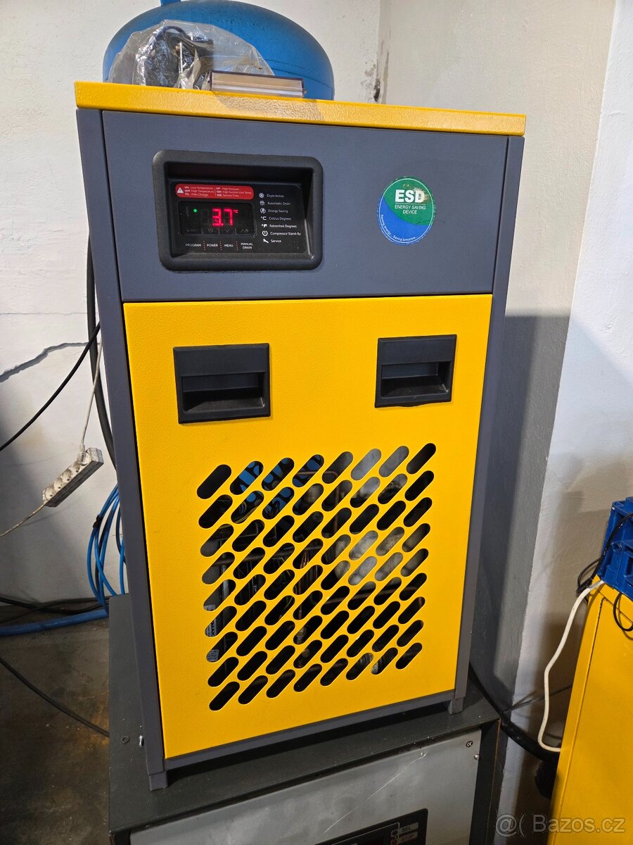 ŠROUBOVY KOMPRESOR FIRST AIR FAS7 + sušička vzduchu - 3