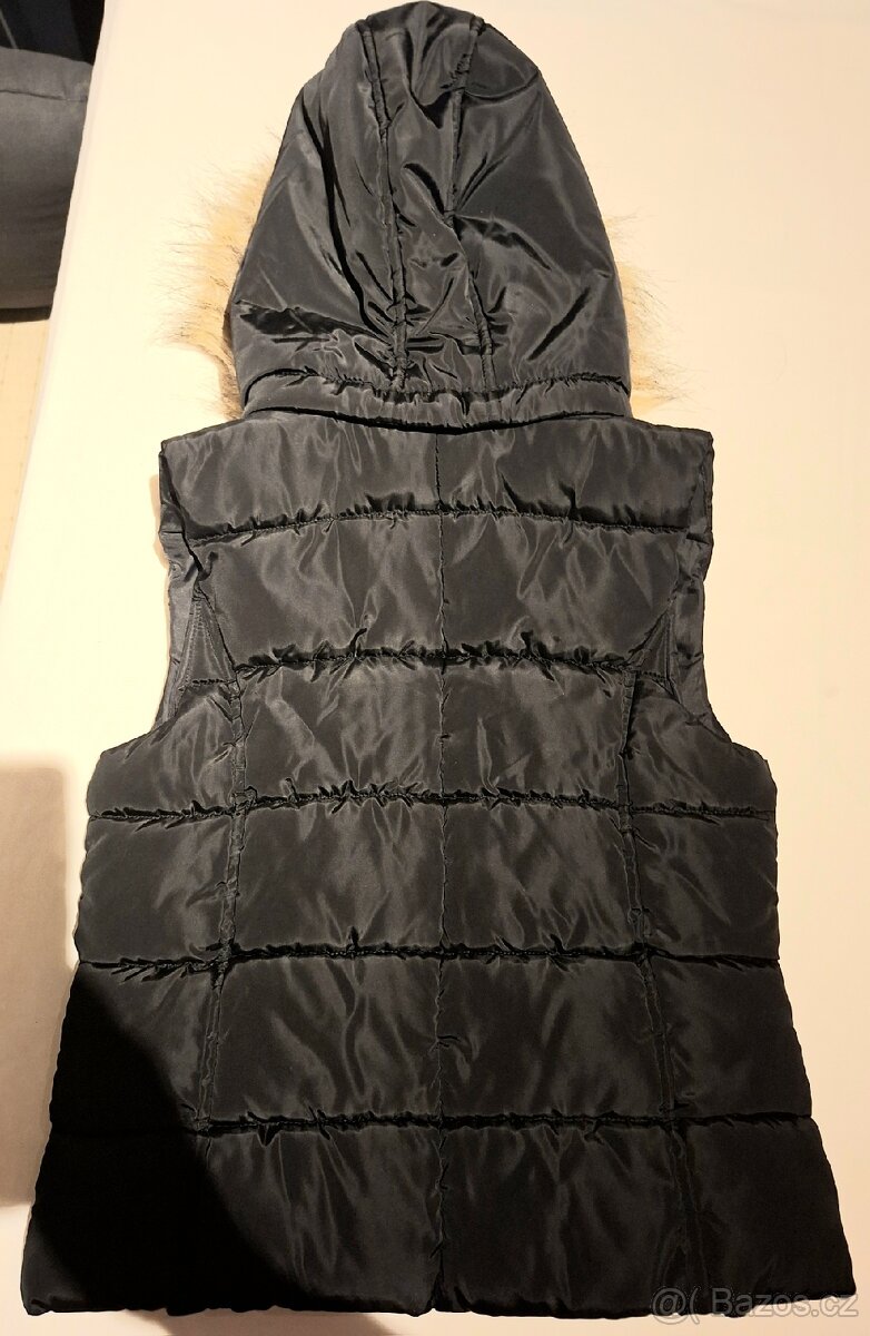 Dívčí vesta s kožíškem vel. 152 - 3