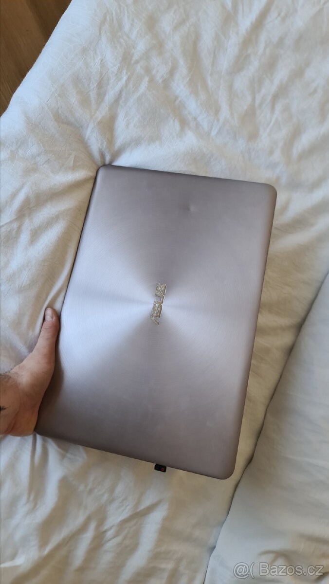 ASUS ZenBook UX510UW - 3