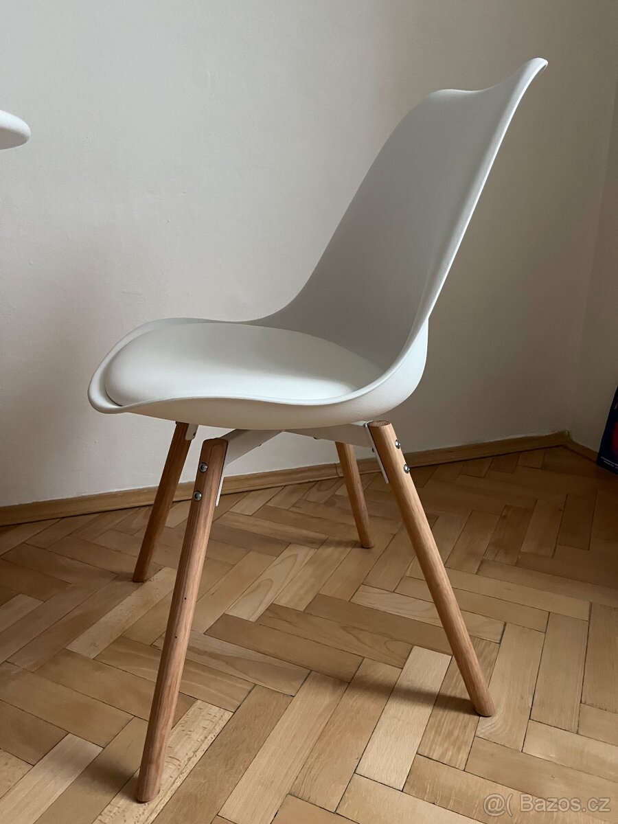 Jídelní stůl+židle - 3