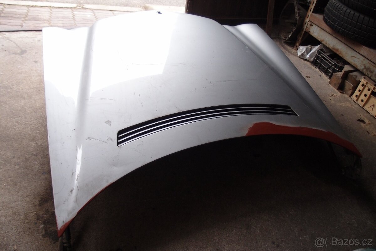 Mercedes W210 přední kapota - 3