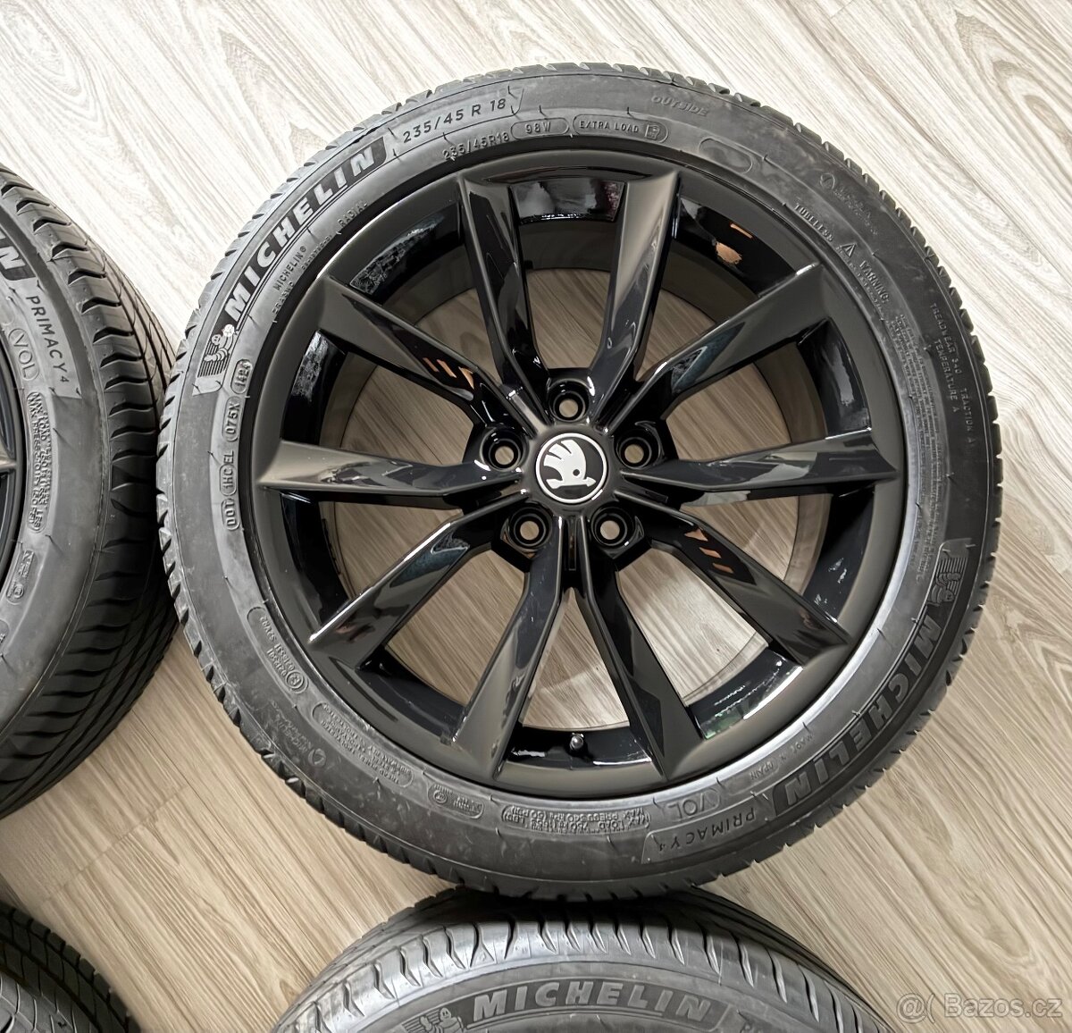 Modus 5x112 235/45/18 letní - 3