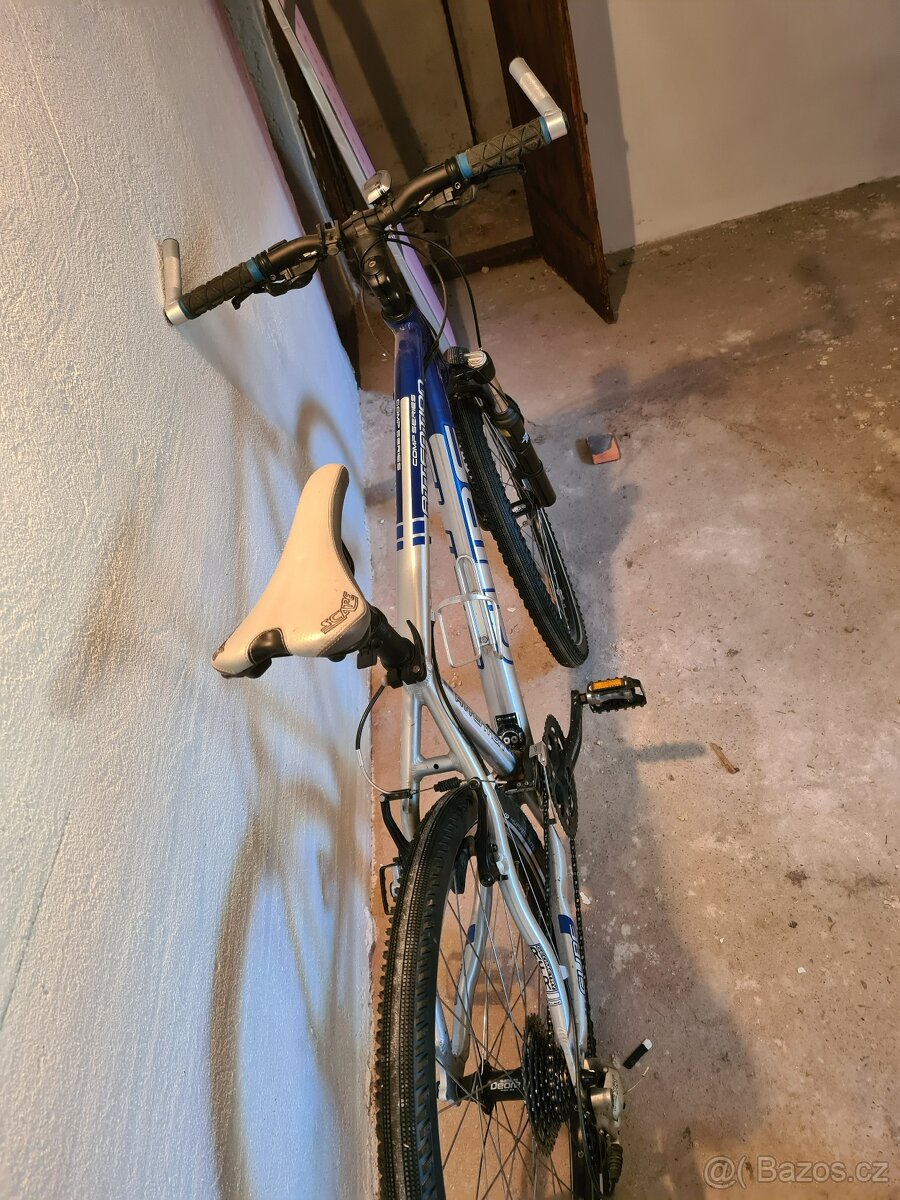 Horské kolo Cube Attention - 3