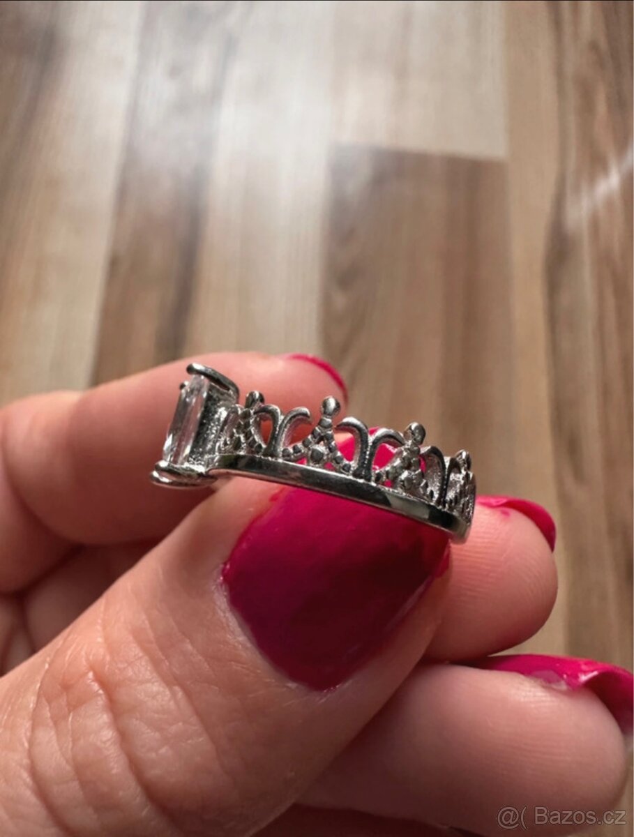Stříbrný prsten s kamenem - 3