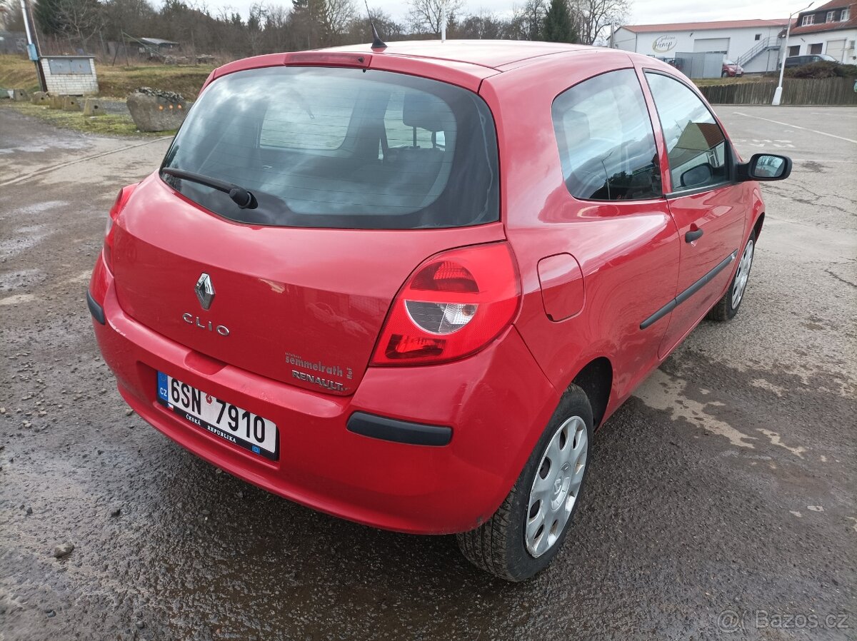 Renault Clio - 3