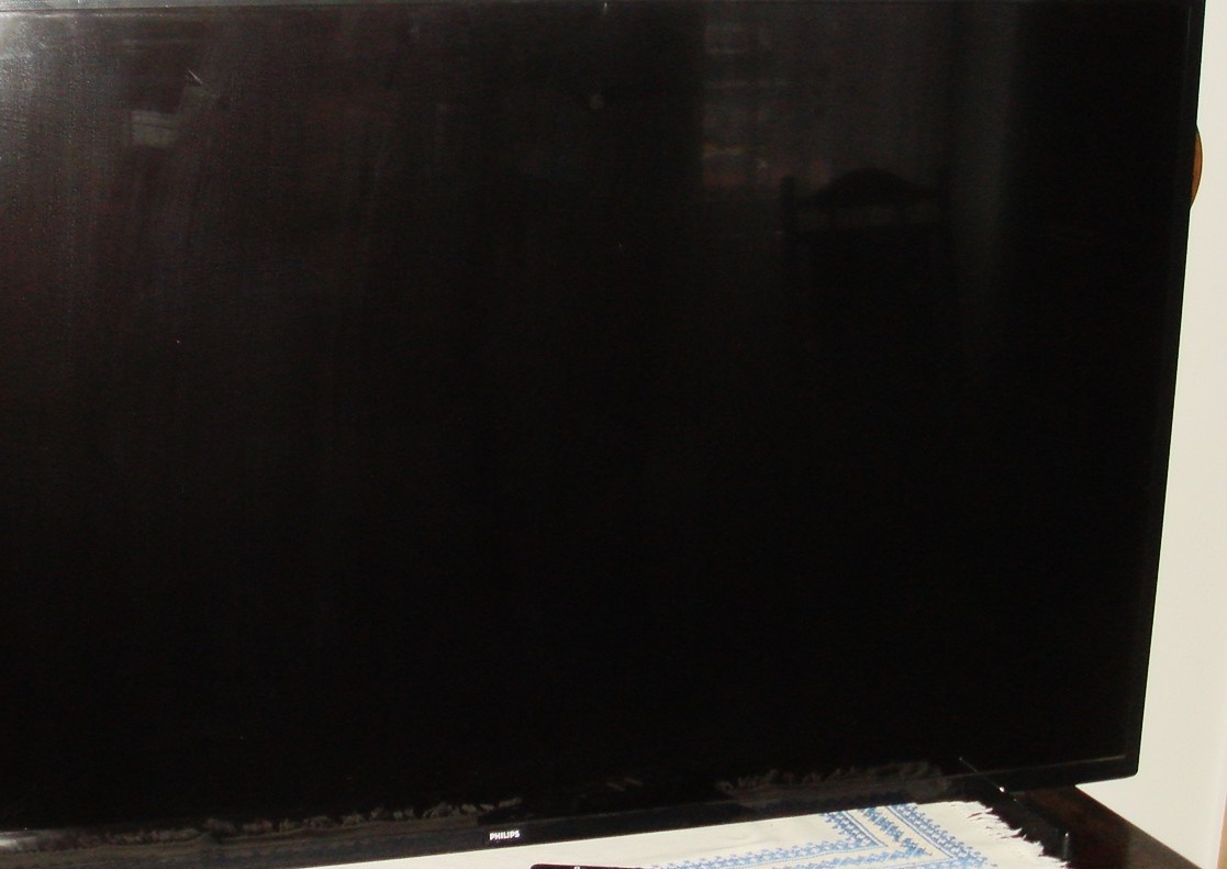 Philips TV 108cm k opravě - 3