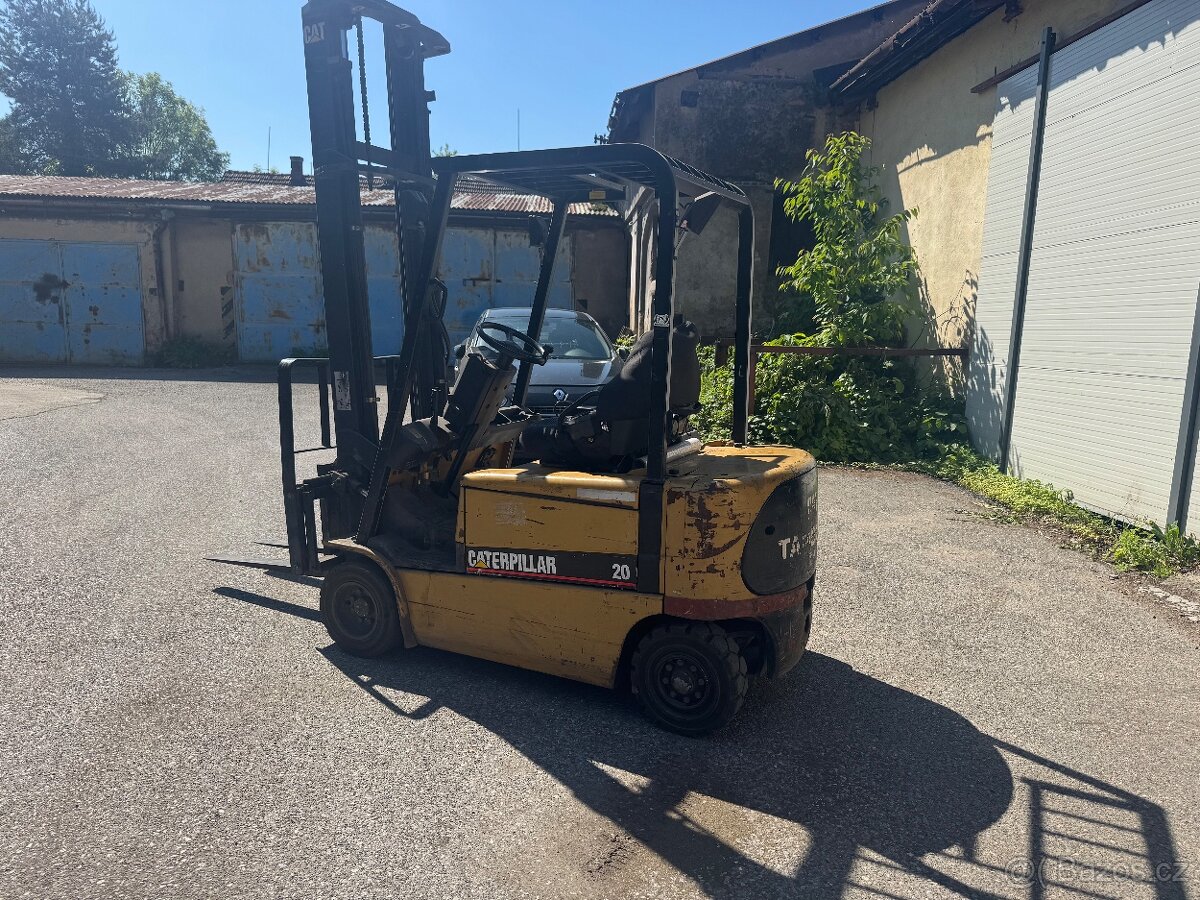 El VZV Cat - 3