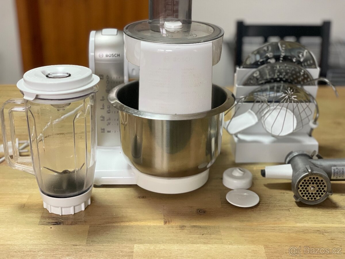 Kuchyňský robot Bosch MUM 4880 - 3