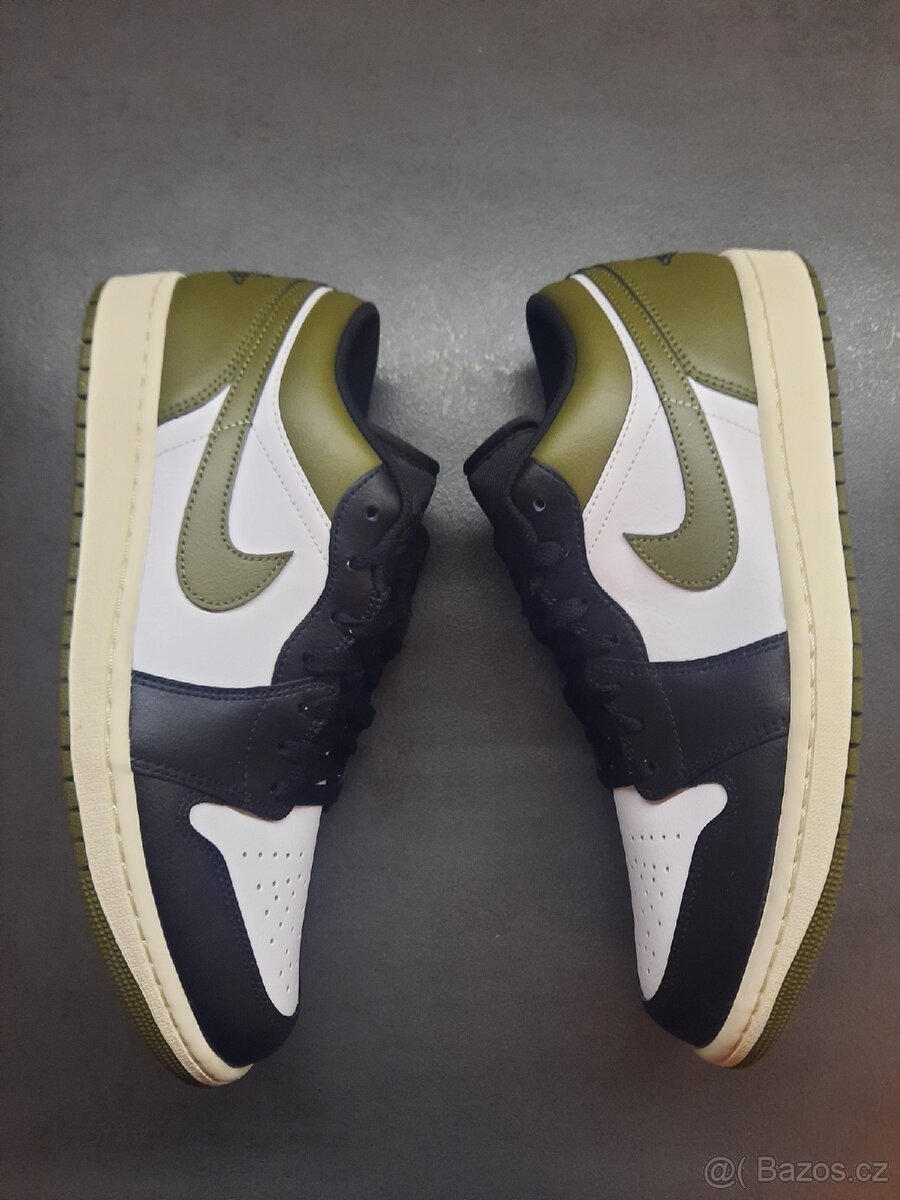 Nike Air Jordan 1 low, v.eur 45, NOVÉ - 3