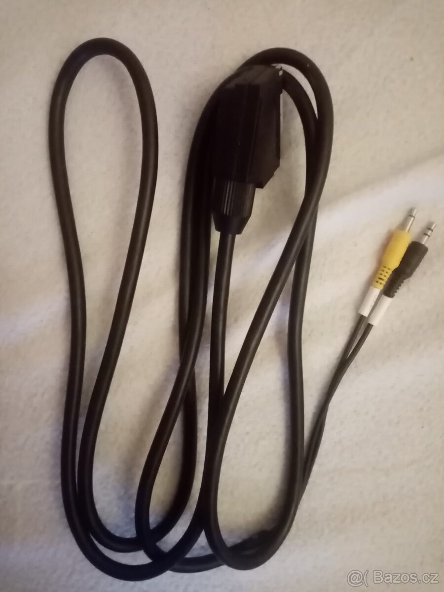 Propojovací kabel scart - Jack 3.5 - 3