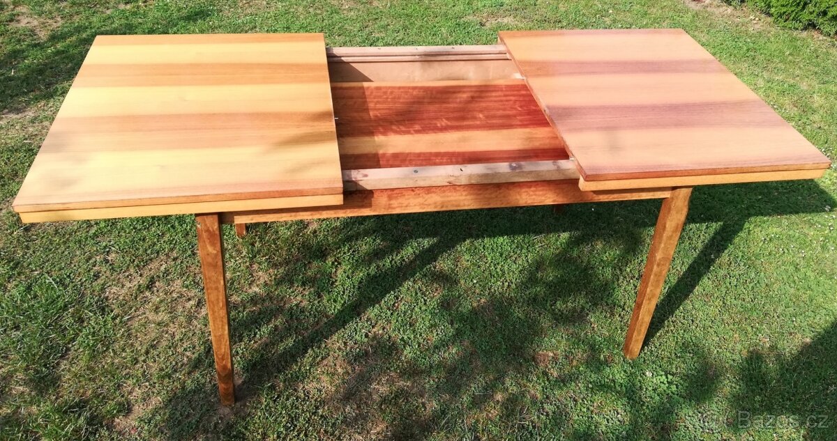 Lakovaný stůl vyr. TATRA nabytok Pravenec RETRO - 3