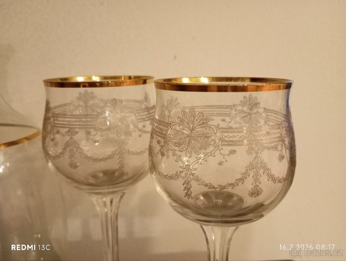 Starožitná láhev a5 skleniček - 3