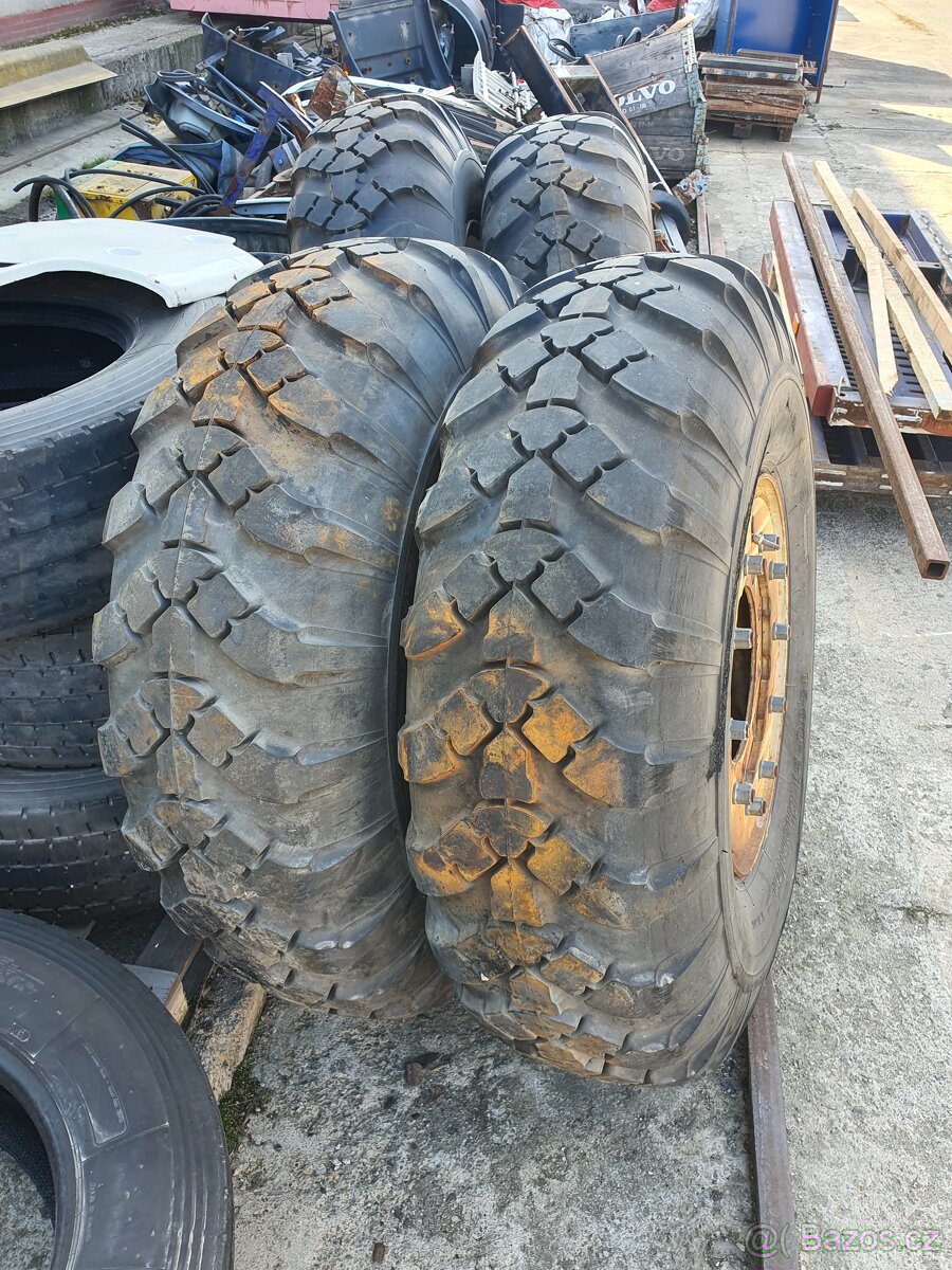 Tatra 815 (vojenská) disky+pneu nové - 3