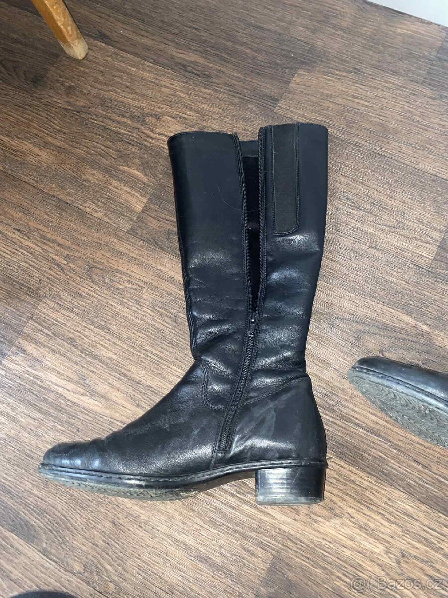 Kožené kozačky značky Rieker - 3