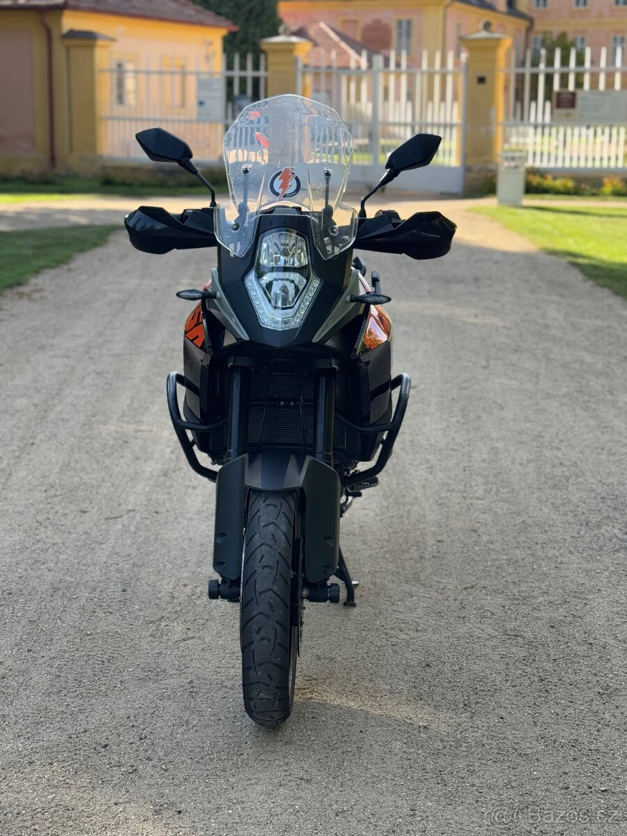 KTM Adventure 1050