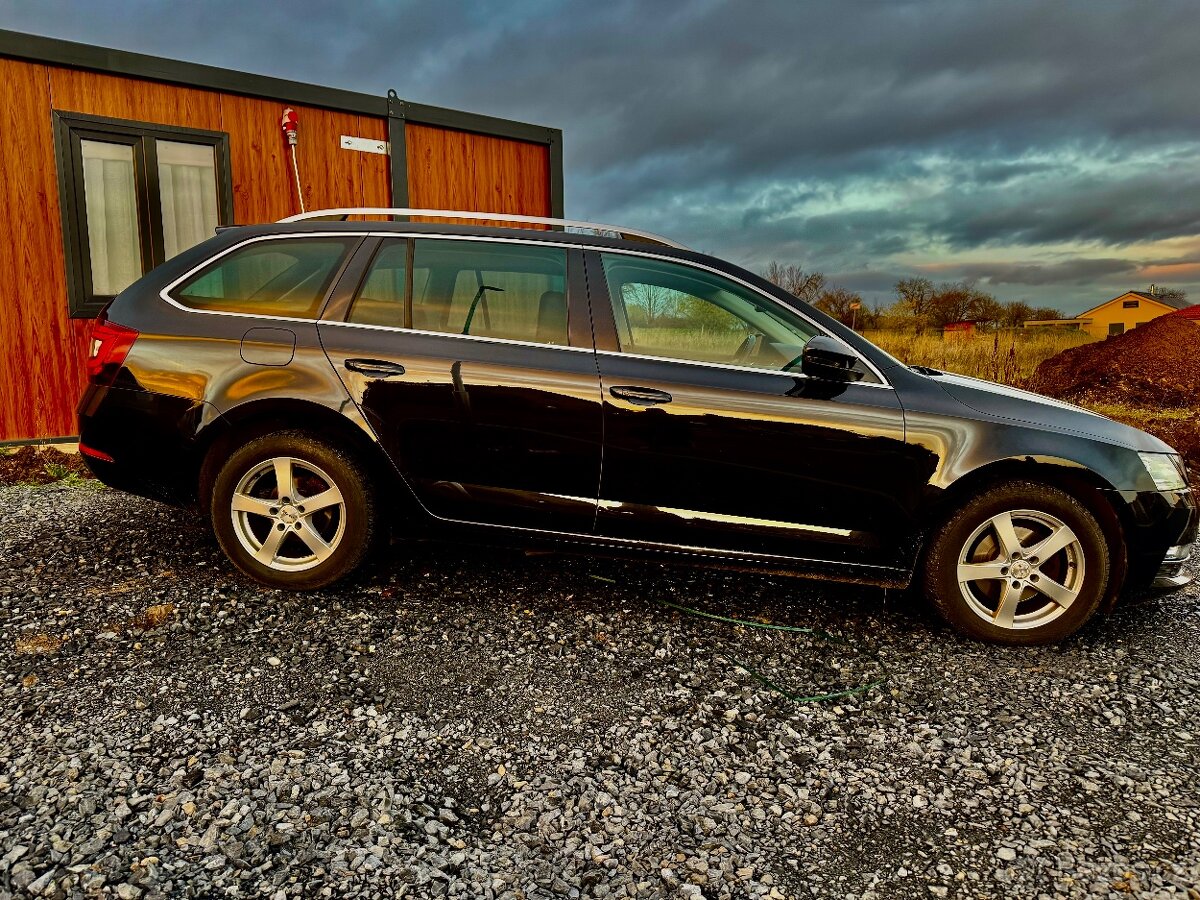 Škoda Octavia 3 III Combi 2.0 TDI DSG (7 st.) - 3