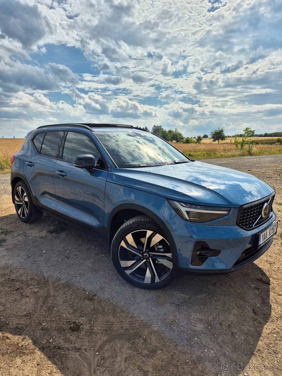 Volvo XC40 B3 mild hybrid 2023, ČR, záruka do 10/2027 - 3