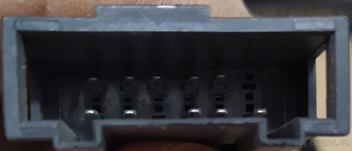 Měnič na CD VW Autorádio Pioneer DEH-1500 - 3