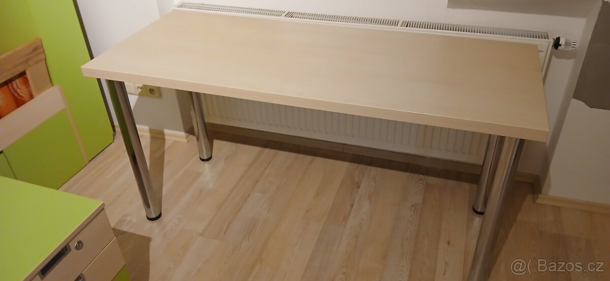 Psaci stul s kontejnery - 3