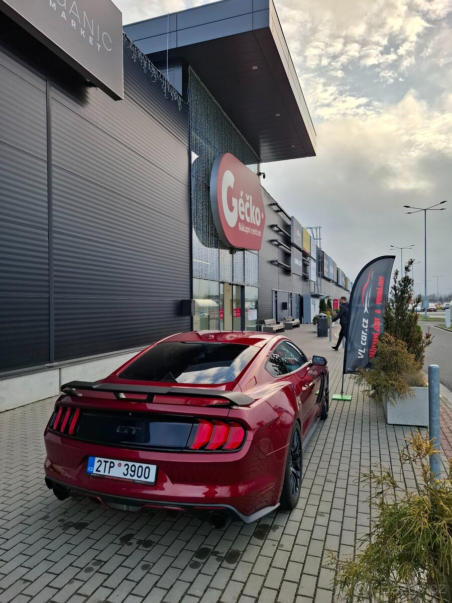 Ford Mustang GT sleva - 3