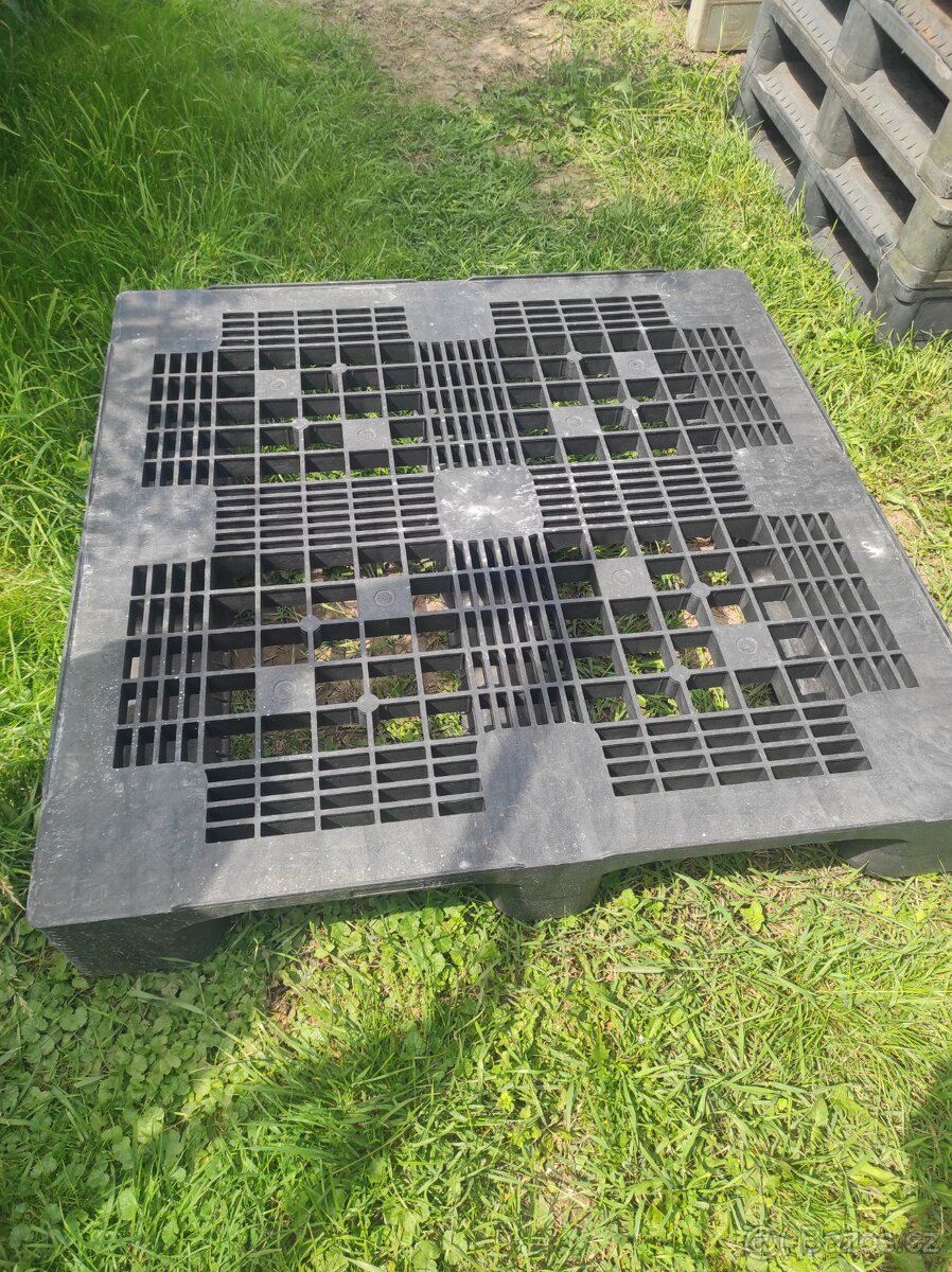 Plastové palety - 3