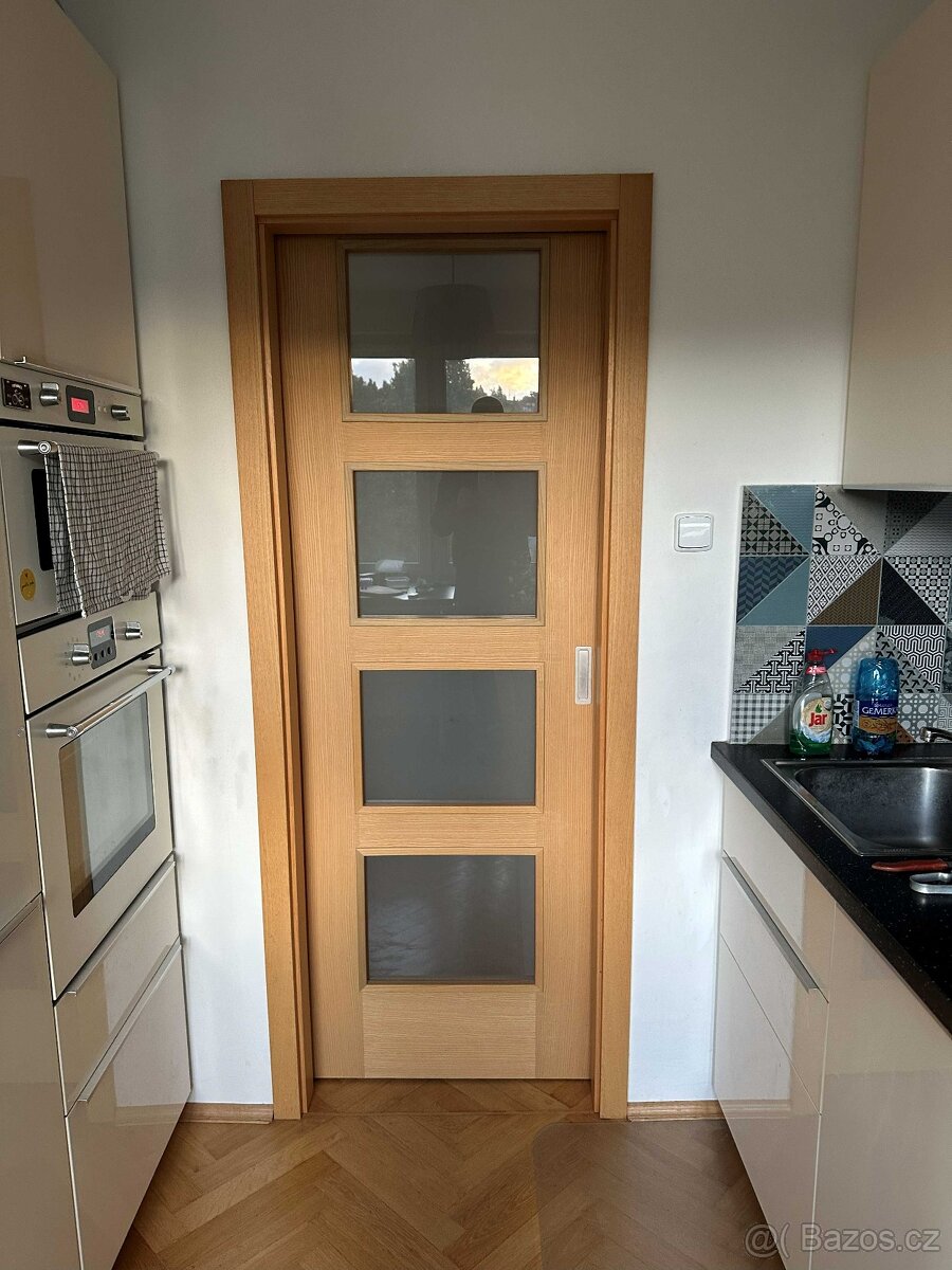 posuvné dveře SAPELI - dýha - jasan - 3