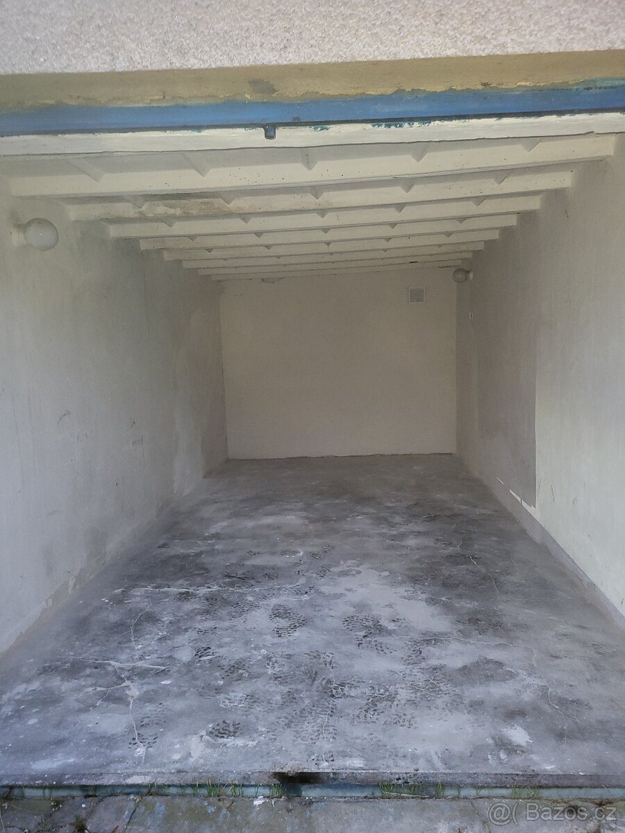 Pronájem garáže - 3