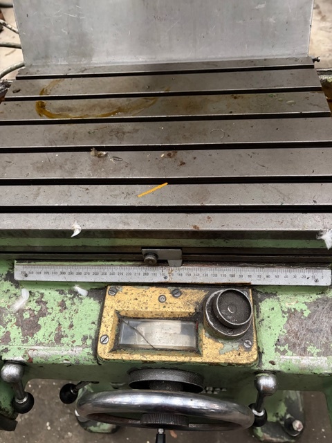 Souřadnicová vyvrtávačka Hauser OP2 - 3